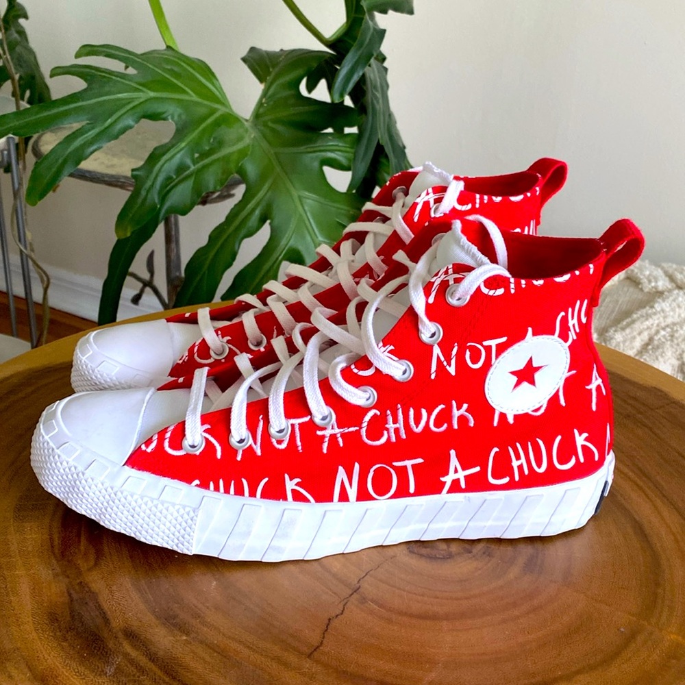 🆕 Converse  High Top Red skater sneakers